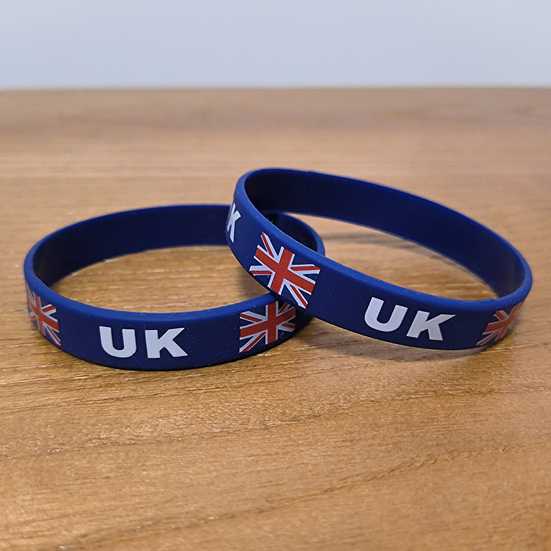 2pcs UK National Flag Wristban - Women Fashion Uk recensione e prezzo