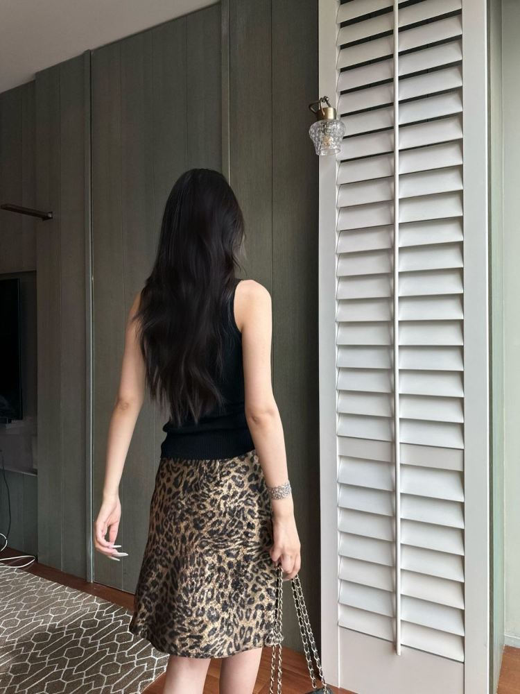 Vintage Gilded Leopard Pattern - Women'S Fashion Gilded Age recensione e prezzo