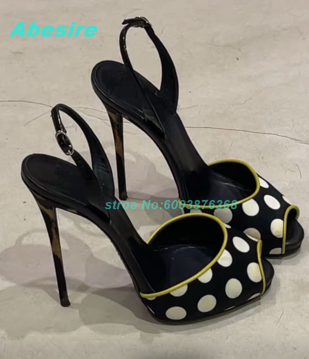 Polka Dot Patchwork Two-Tone S - Women Fashion Show recensione e prezzo