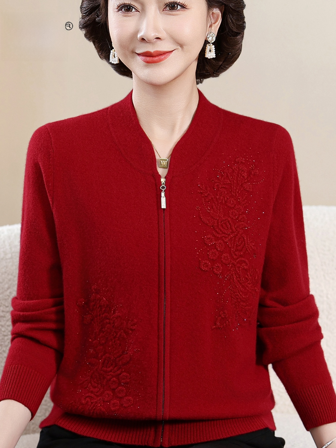 Elegant Embroidered Zipper Kni - Women Fashion Over 60 recensione e prezzo