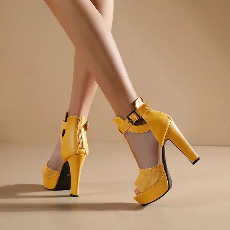 Yellow Mesh Platform Sandals W - Women'S Fashion Boots recensione e prezzo