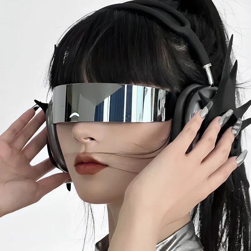 Y2K Futuristic Narrow Cyclops  - Women'S Fashion Visor recensione e prezzo