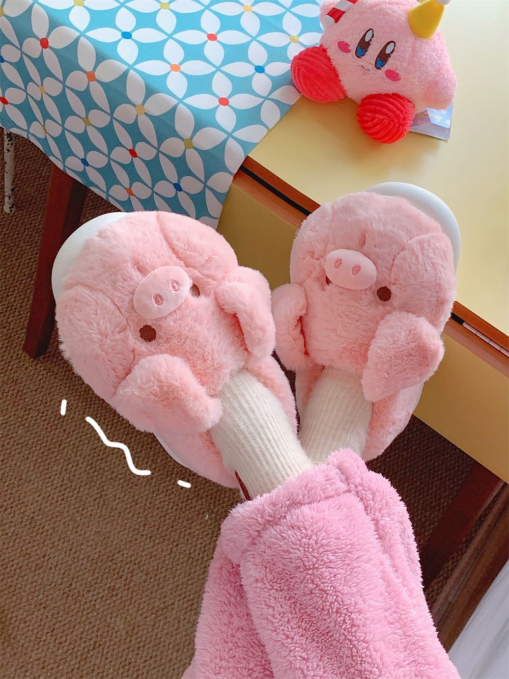 Feerldi Pink fluffy pig slippe - Women Fashion Images recensione e prezzo
