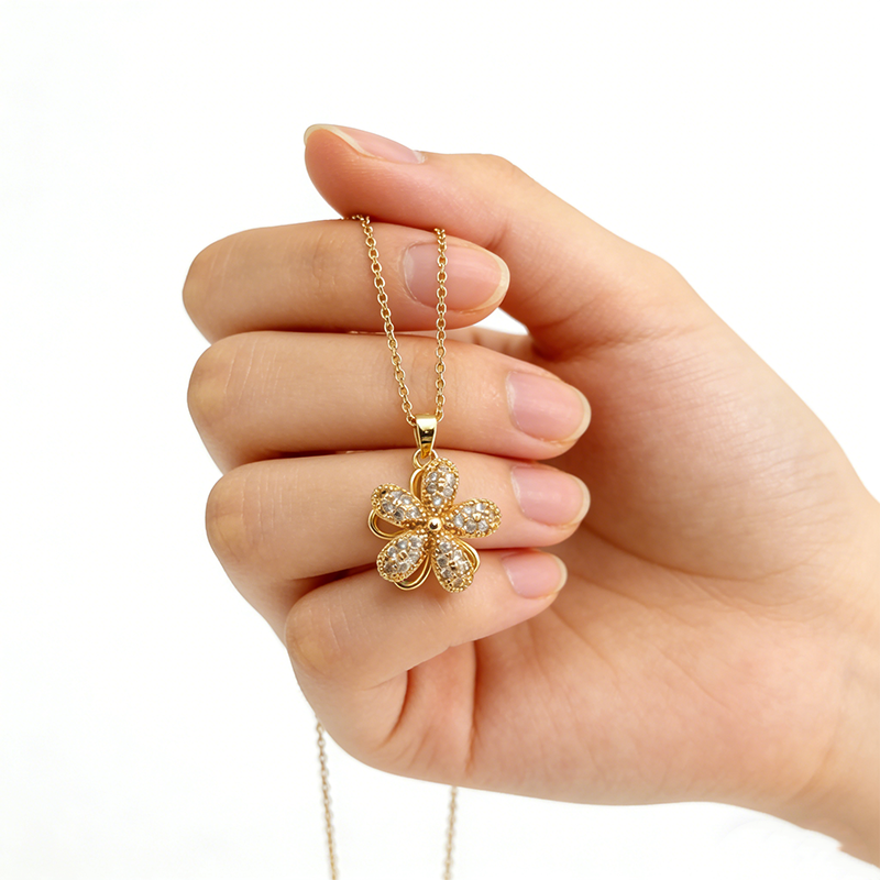 Flower Gilding Necklace Pendan - Women'S Fashion Gilded Age recensione e prezzo