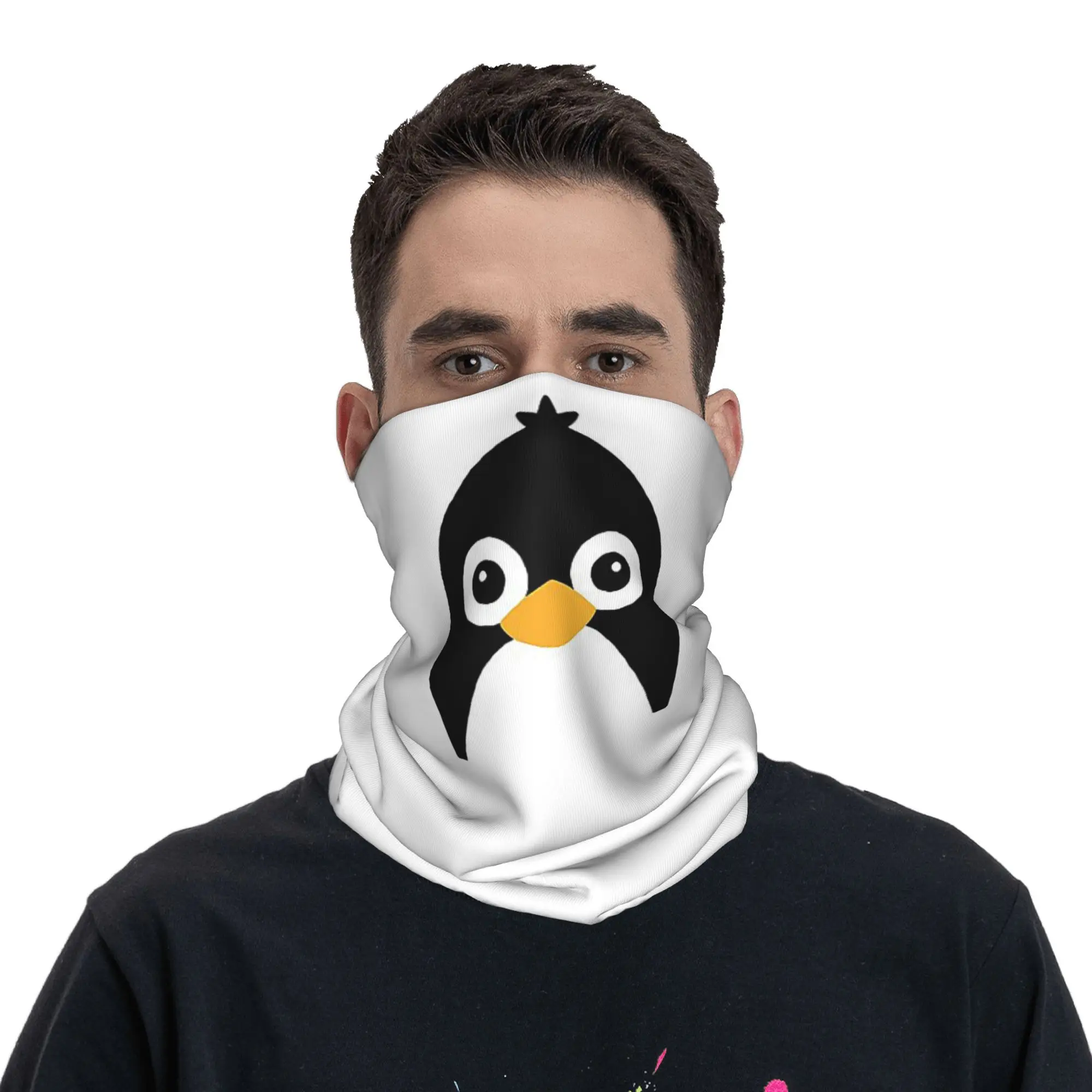 Cute Vector Penguin Bandana Ne - Women Fashion Vector recensione e prezzo